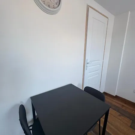 Royal 3 Apartment